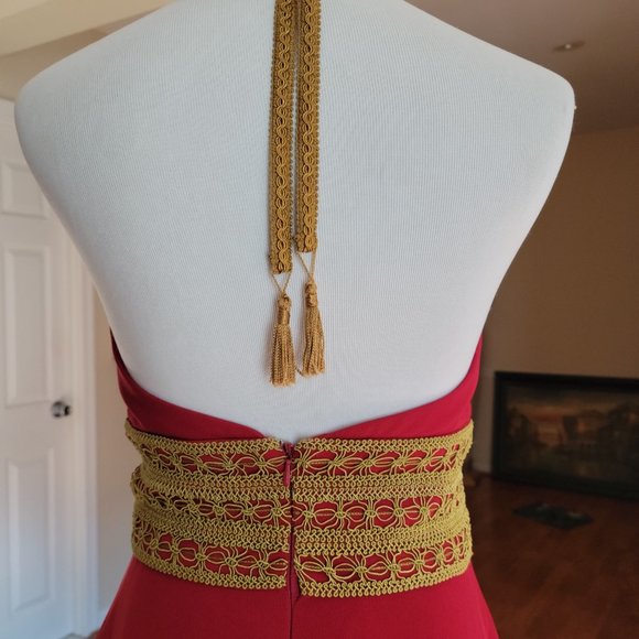 Red Dress - Picture 9 of 14